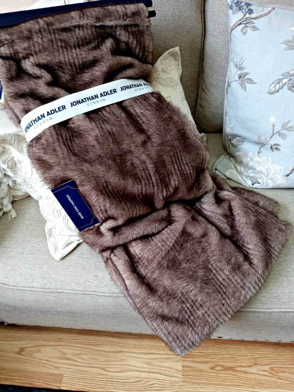 NEW! EXQUISITE FAUX FUR MINK JONATHAN ADLER BLANKET